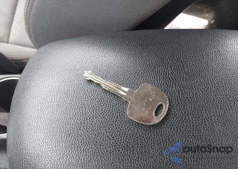 2013 Hyundai Elantra Gls z USA, uszkodzony, nr VIN KMHDH4AE9DU807025